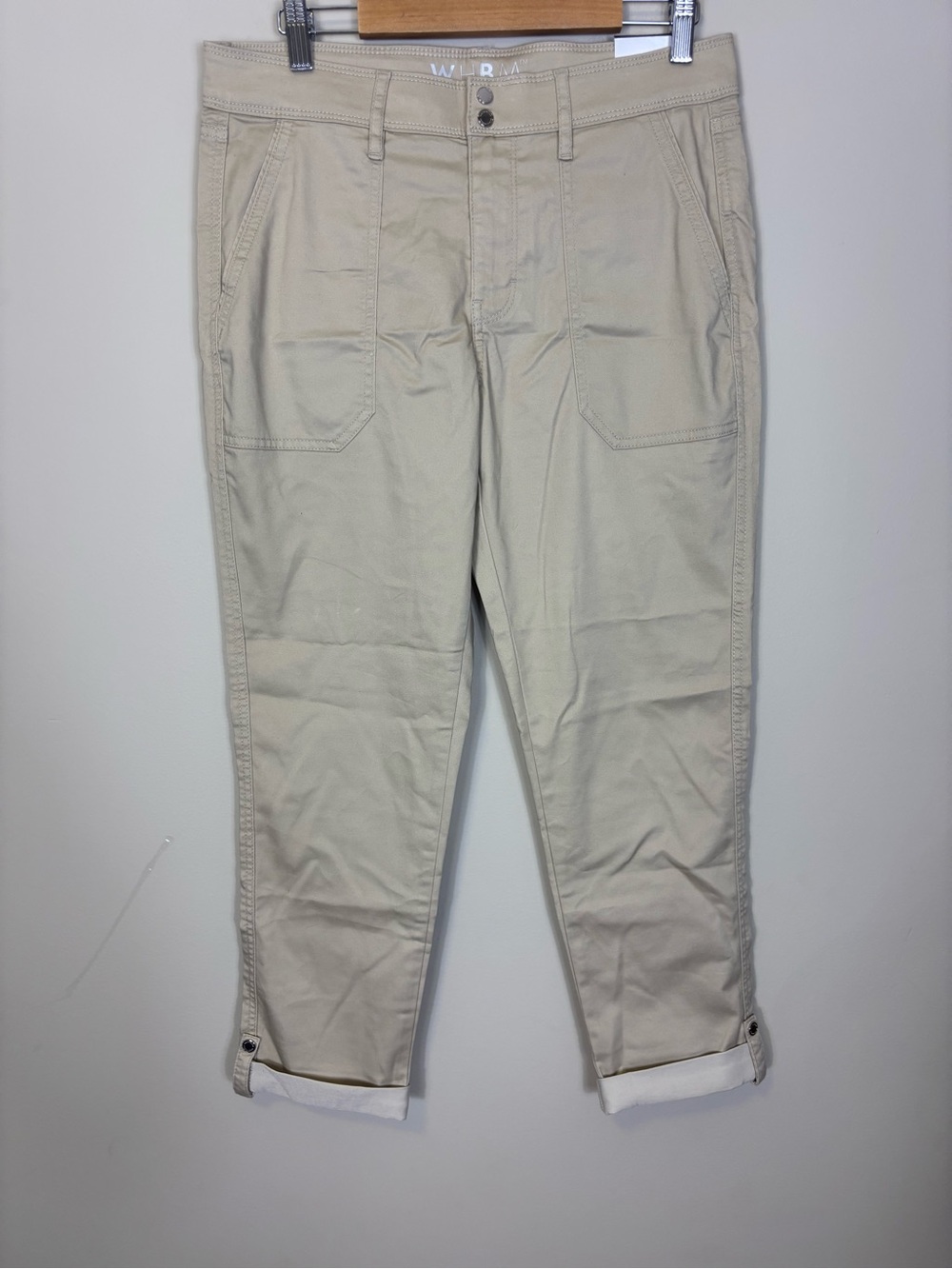 White House Black Market Light Beige Cropped Chino Utility Crop Pants Size 6